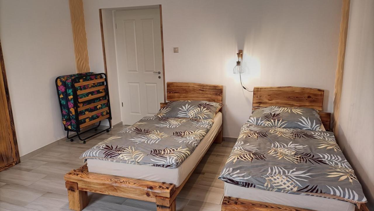 Ferienwohnung Zimmerferi Apartman Keszthely Exterior foto